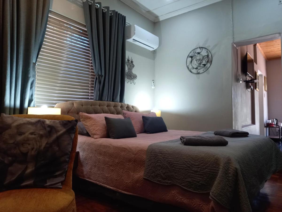 Mountainia Inn Вустер Экстерьер фото