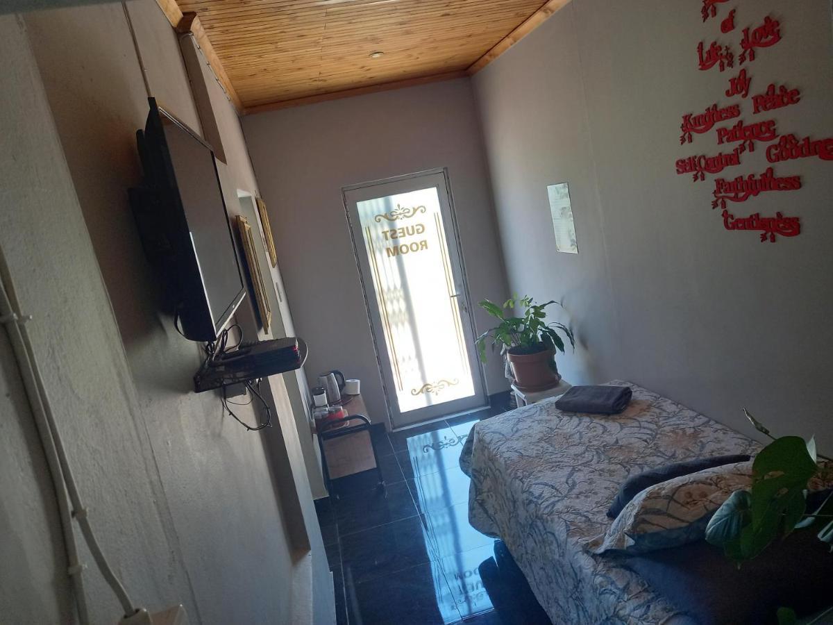 Mountainia Inn Вустер Экстерьер фото